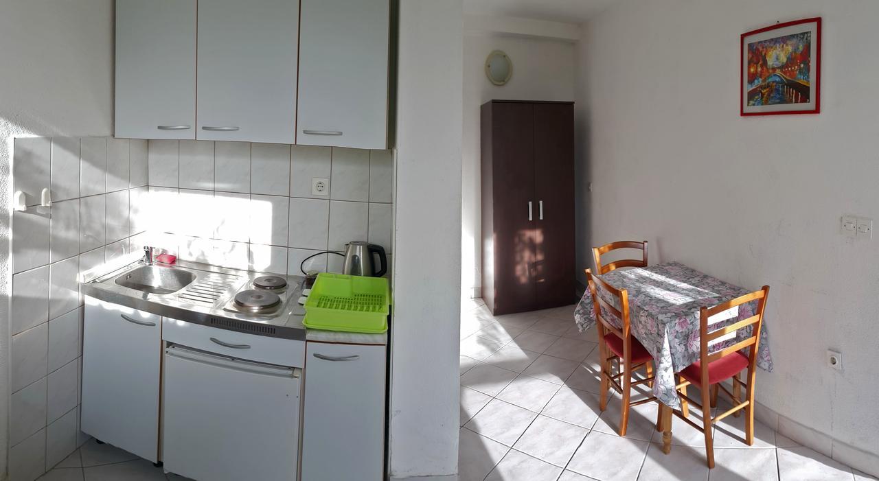 Hrstich Apartments Drašnice Eksteriør billede