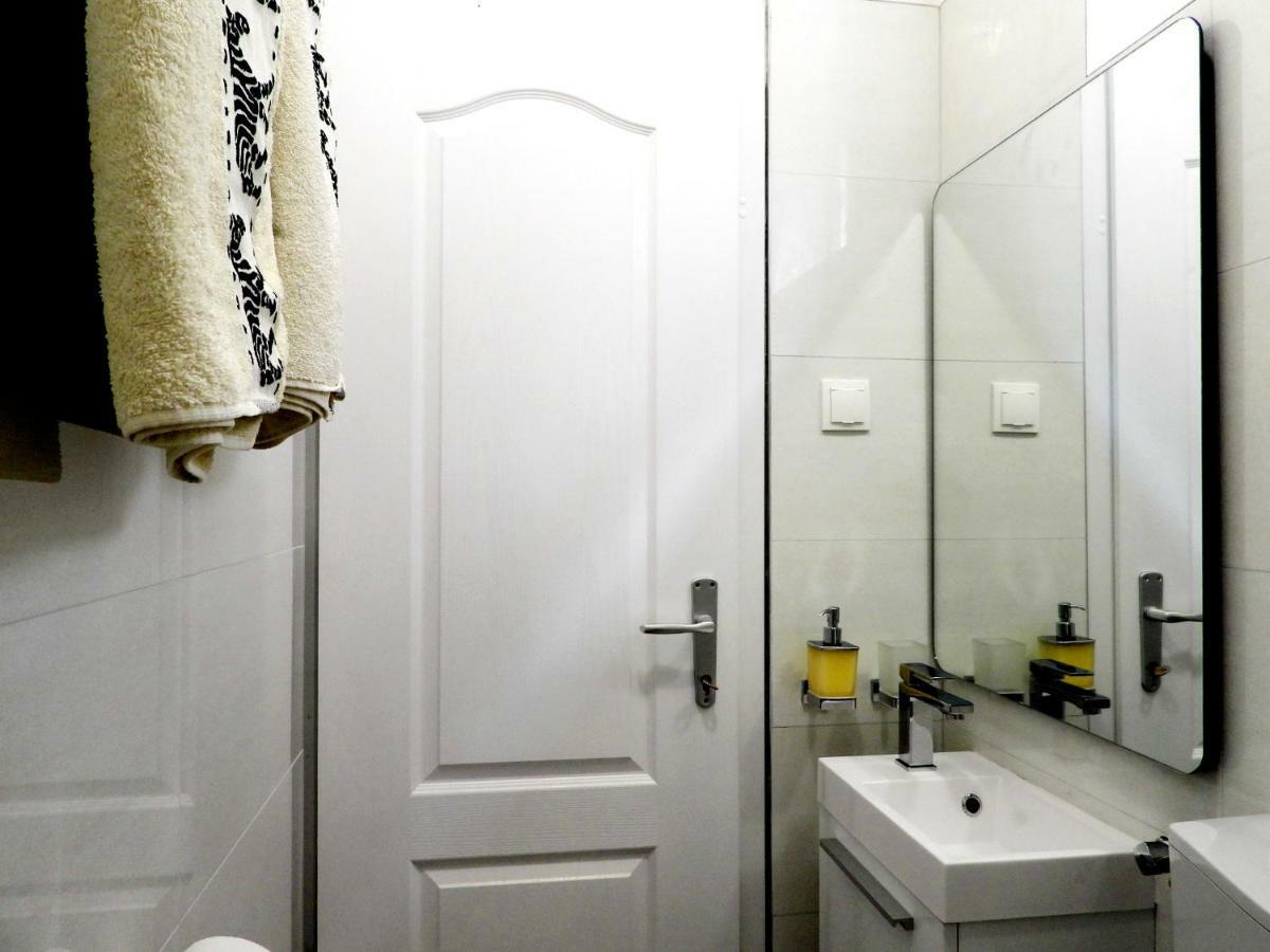 Hrstich Apartments Drašnice Eksteriør billede